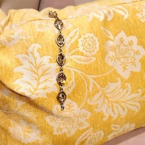 Glitzy Bella women's Swarovski crystal bracelet.